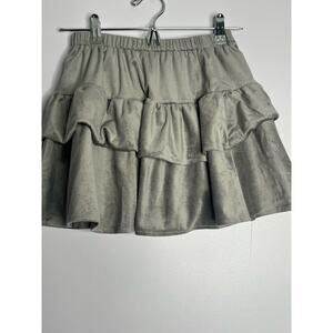 Cider Gray Velvet feel Tiered mini skirt size XS